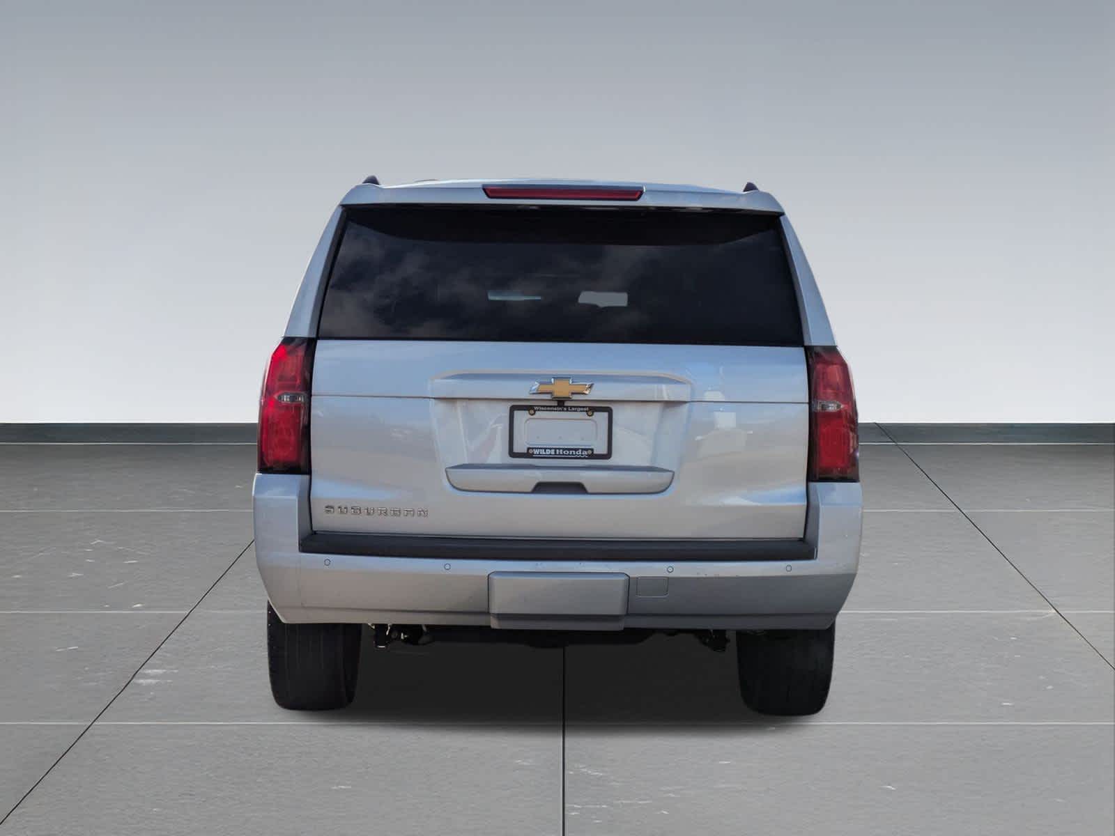 Thumbnail: 2019 Chevrolet Suburban - 5