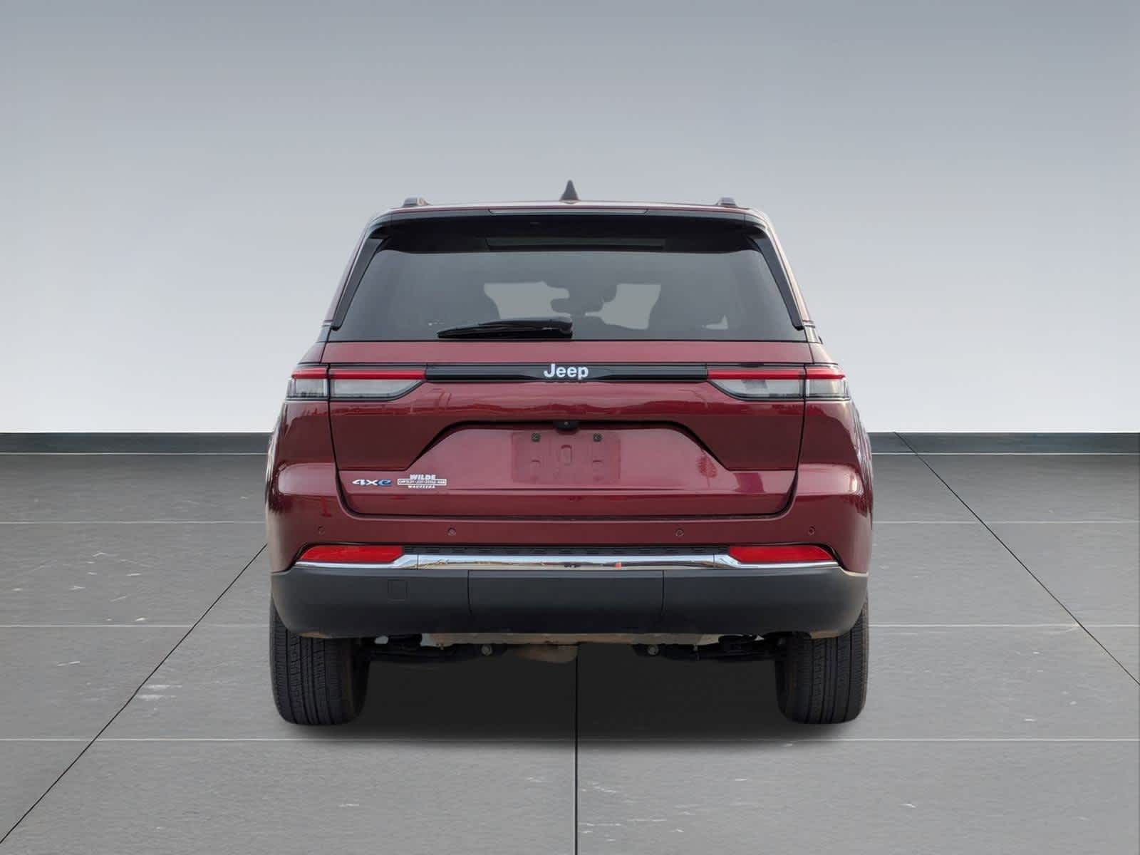 Thumbnail: 2024 Jeep Grand Cherokee - 4