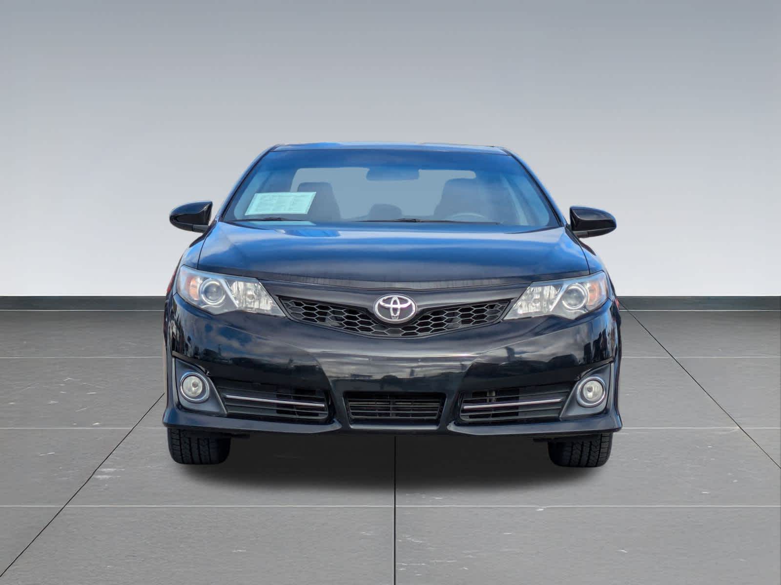 Thumbnail: 2014 Toyota Camry - 9