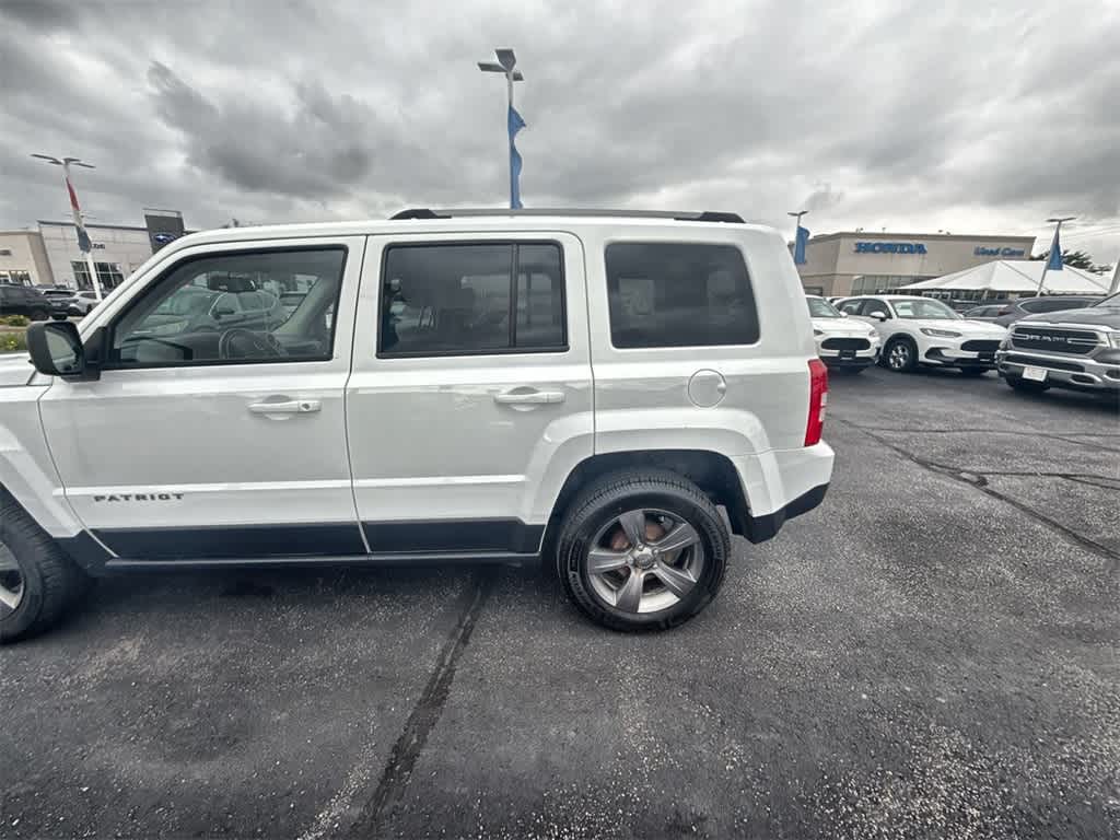 Thumbnail: 2016 Jeep Patriot - 4