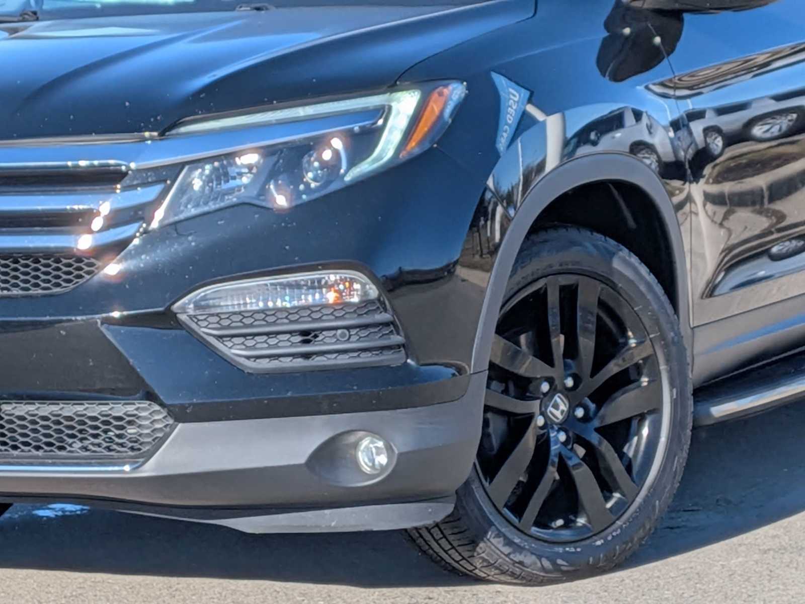 Thumbnail: 2018 Honda Pilot - 11