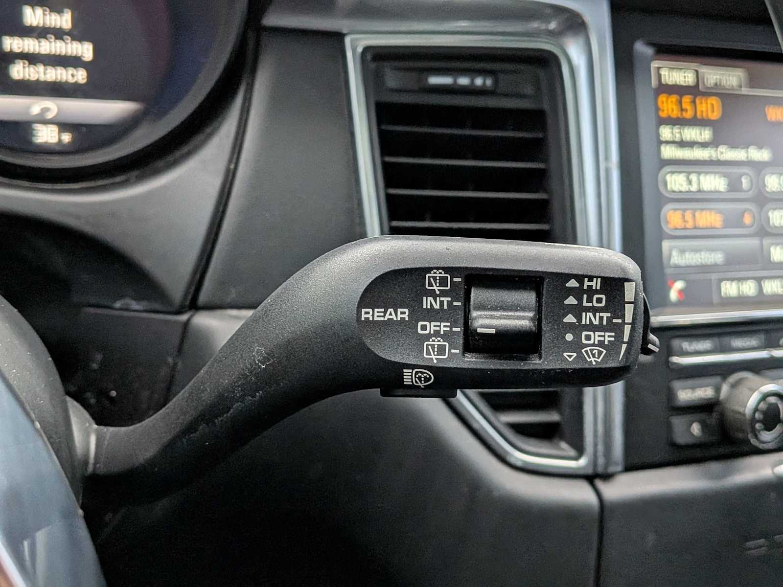 Thumbnail: 2016 Porsche Macan - 26