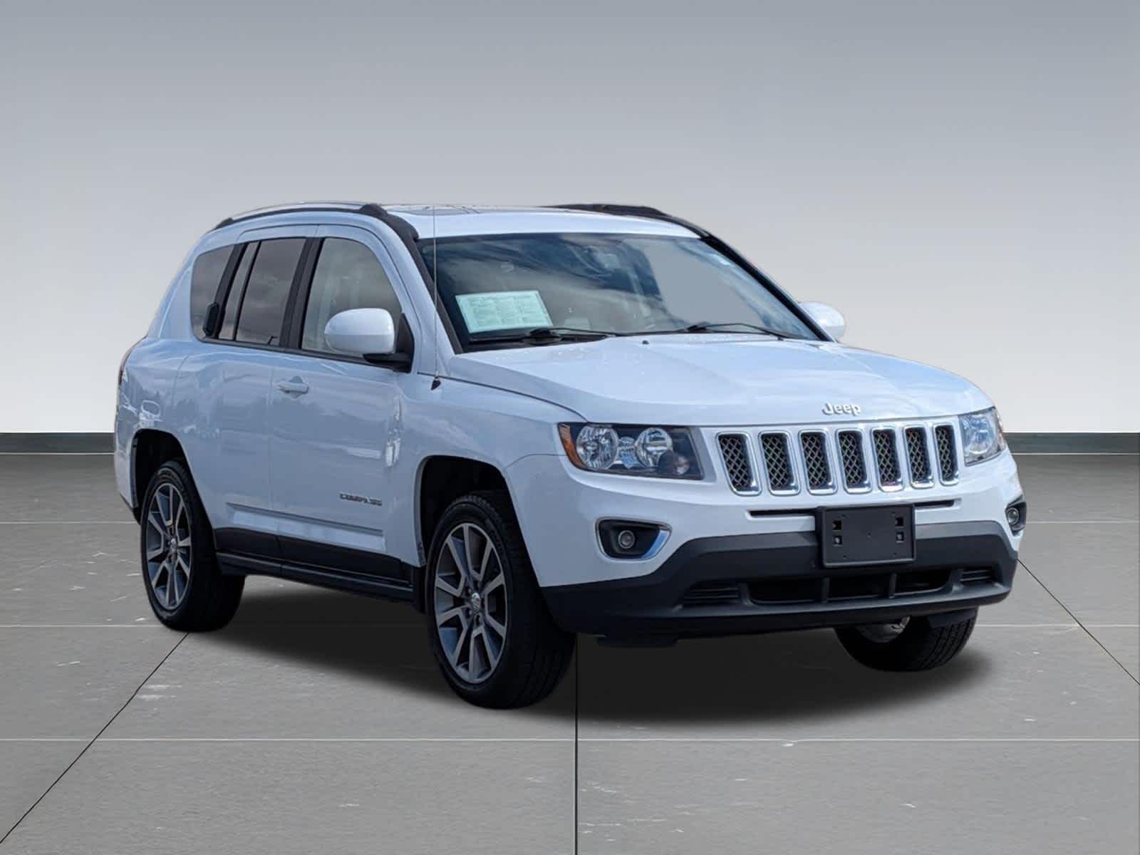 Thumbnail: 2017 Jeep Compass - 7