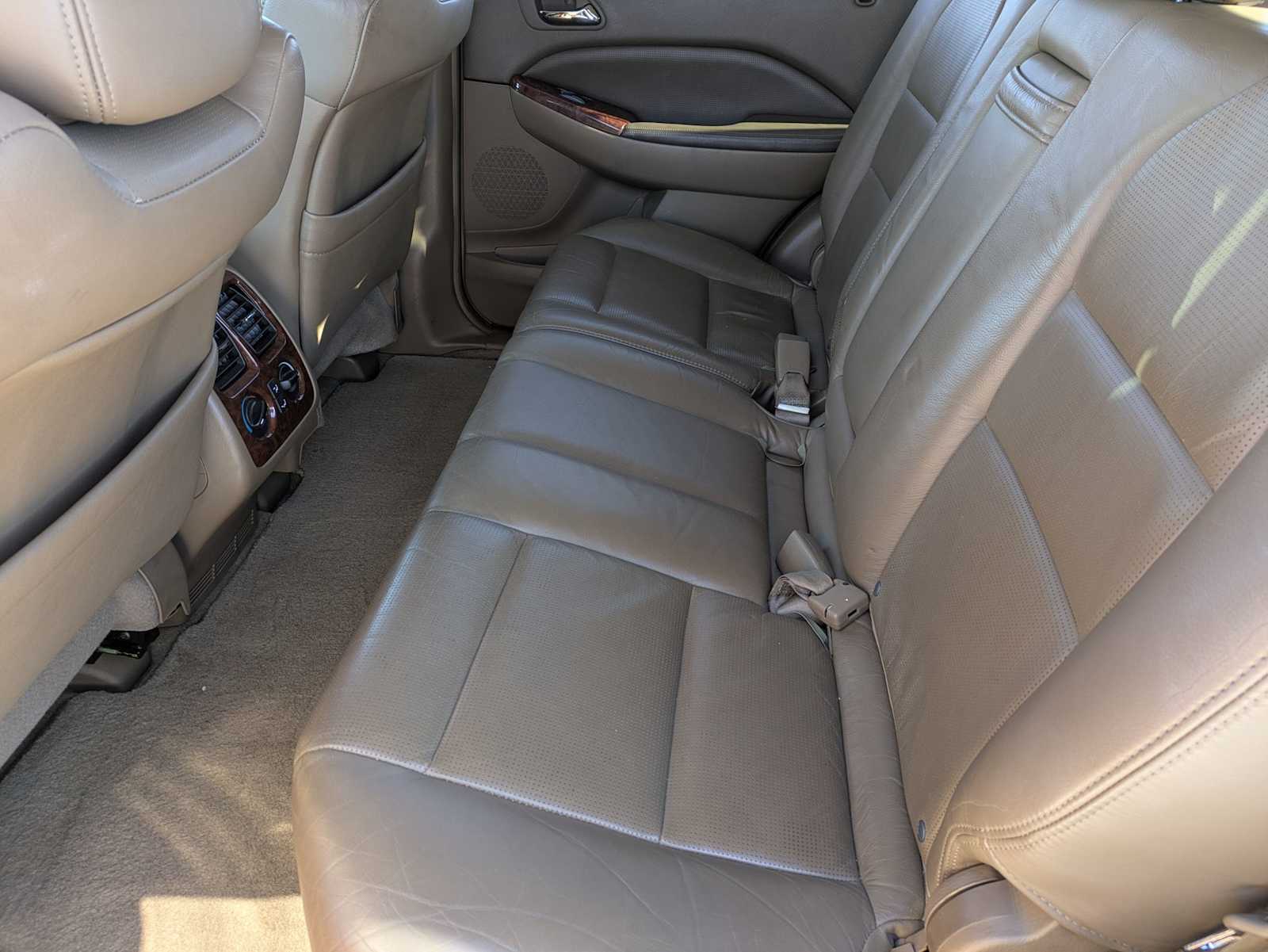 Thumbnail: 2004 Acura MDX - 18