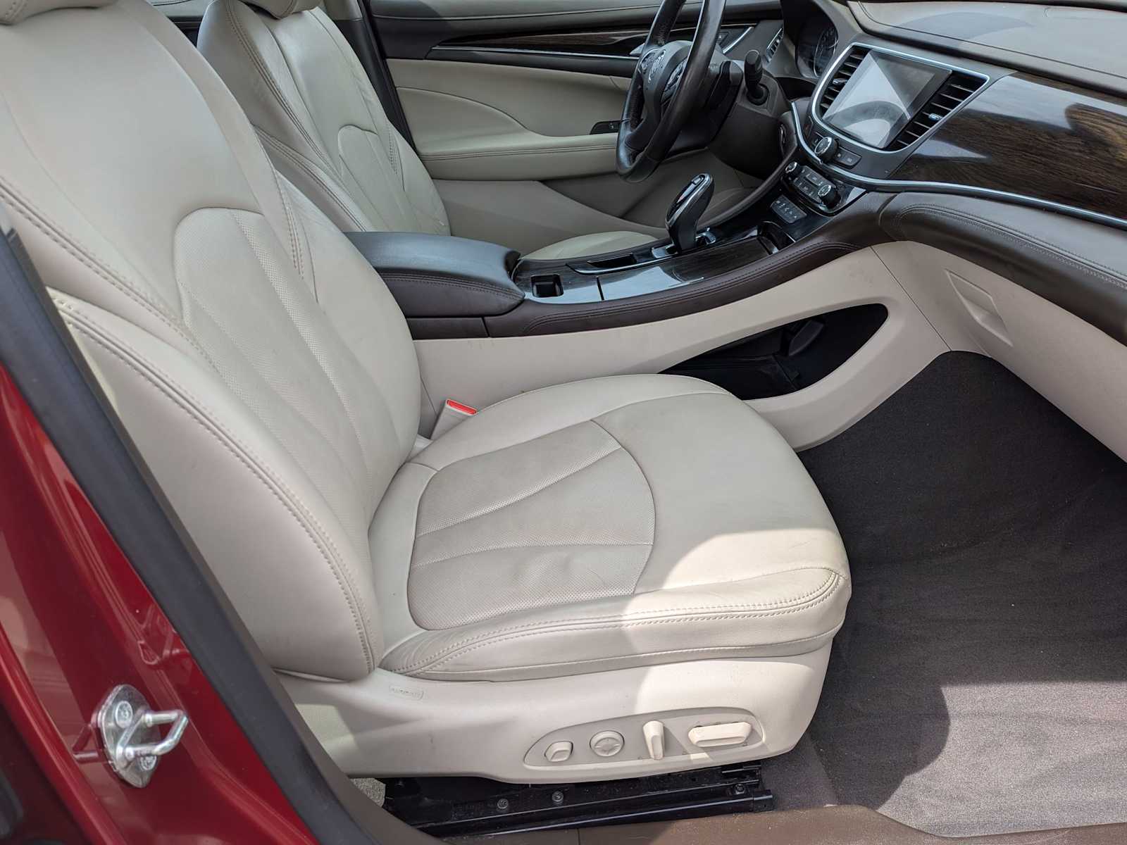 Thumbnail: 2019 Buick LaCrosse - 21