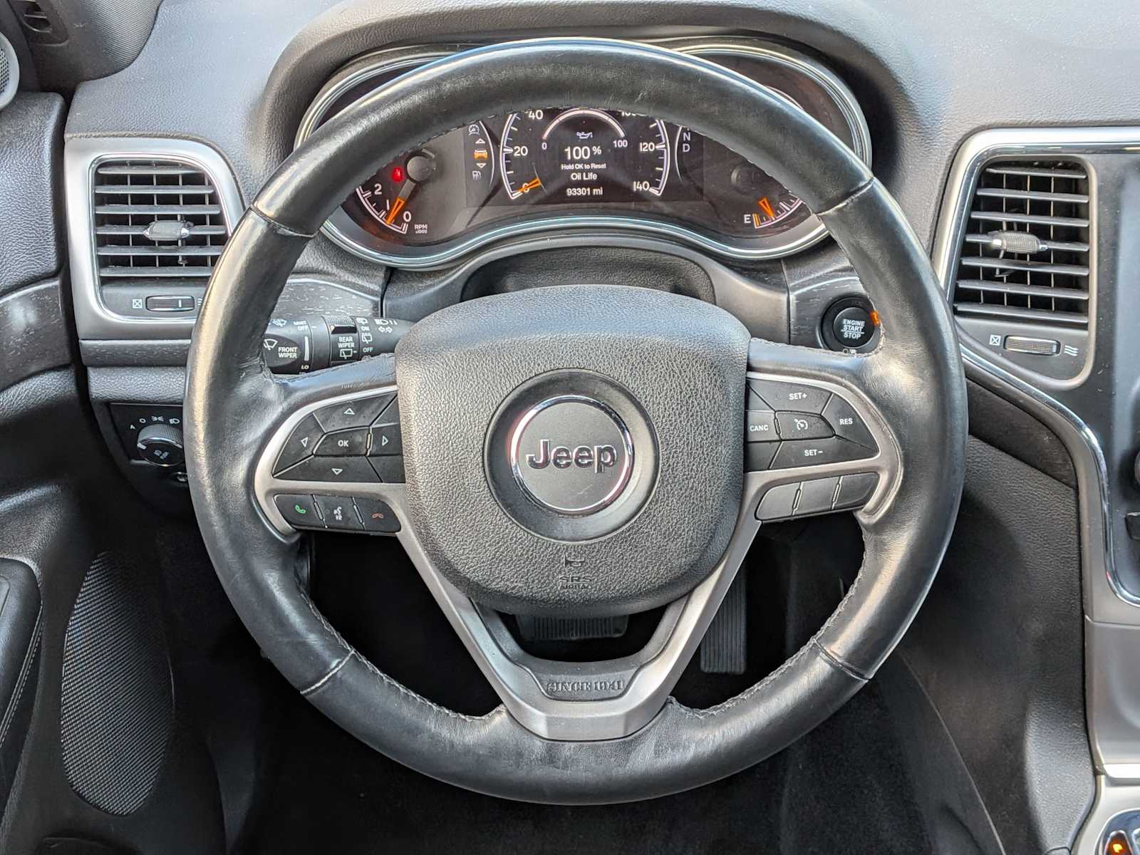 Thumbnail: 2018 Jeep Grand Cherokee - 19