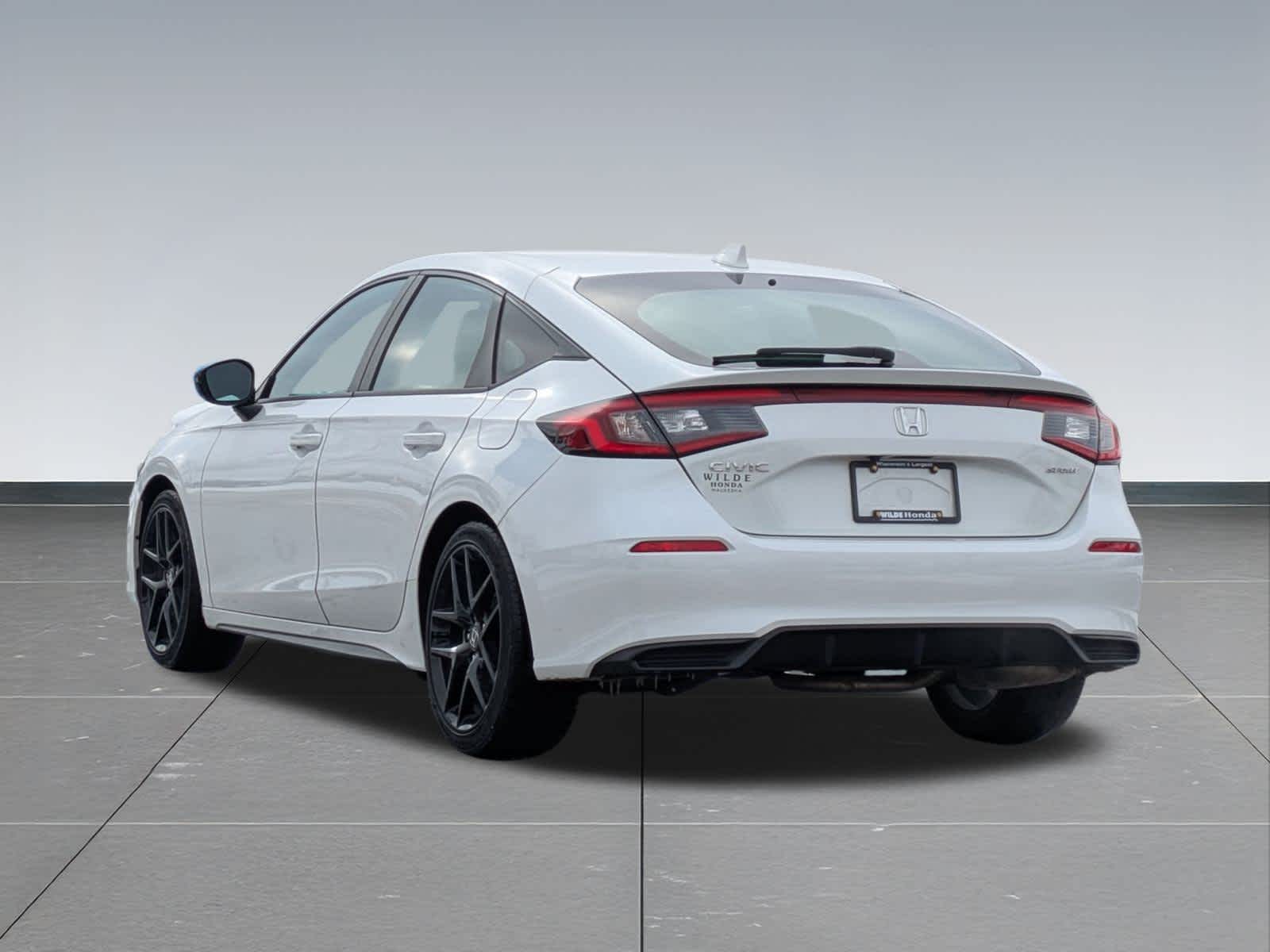 Thumbnail: 2024 Honda Civic - 4