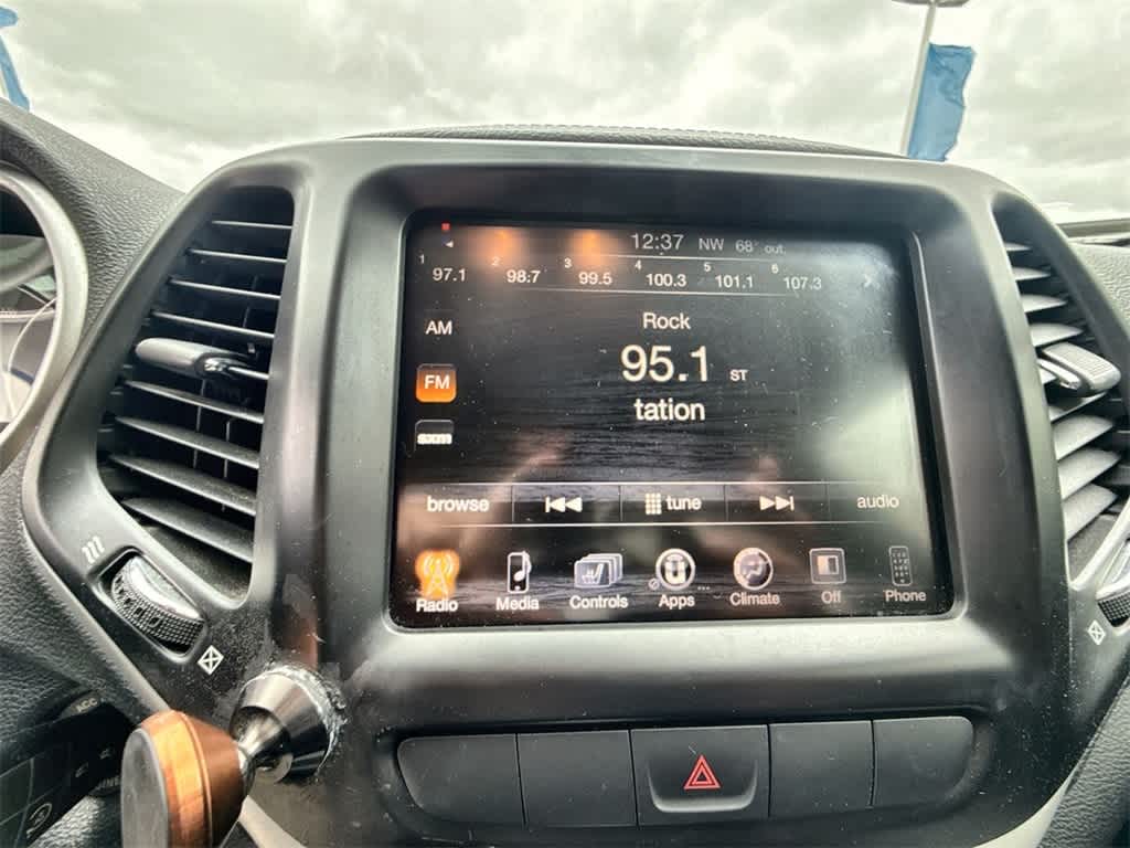 Thumbnail: 2014 Jeep Cherokee - 27