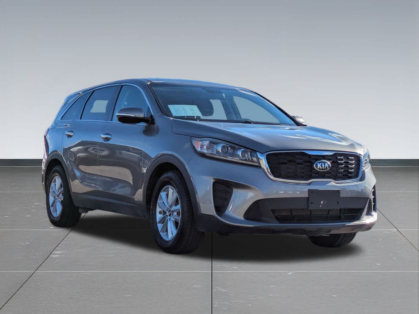 Thumbnail: 2019 Kia Sorento - 8