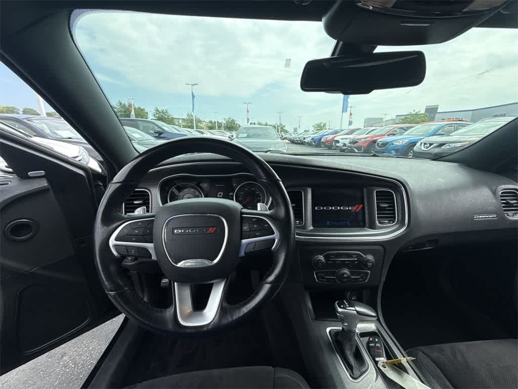 Thumbnail: 2018 Dodge Charger - 14
