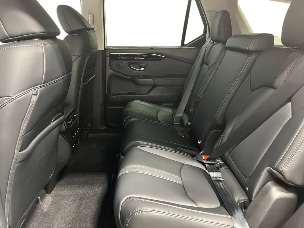 2025 Honda Pilot Touring 22