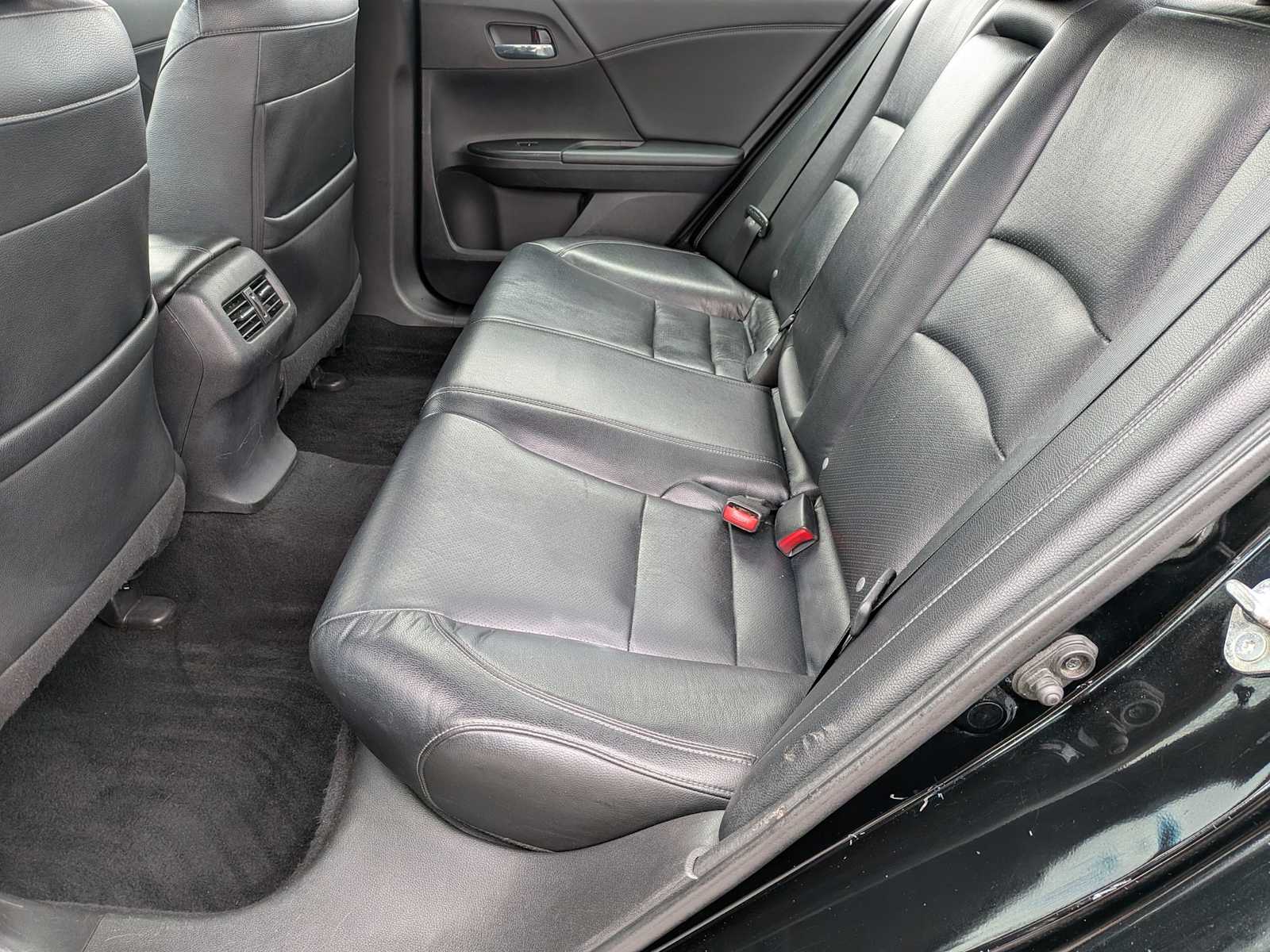 Thumbnail: 2015 Honda Accord - 17