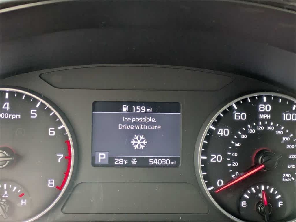 Thumbnail: 2023 Kia Seltos - 32