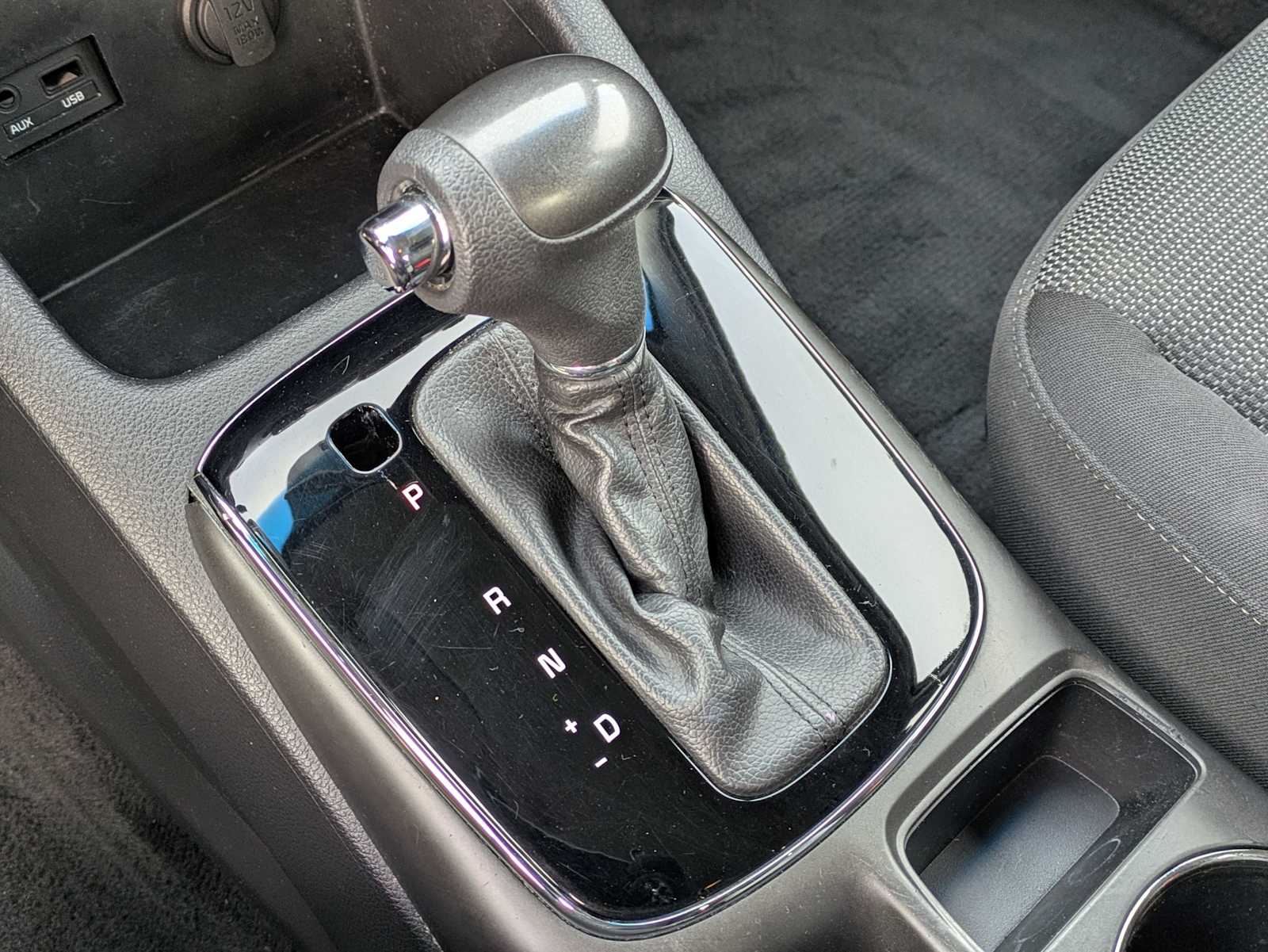 Thumbnail: 2017 Kia Forte - 28