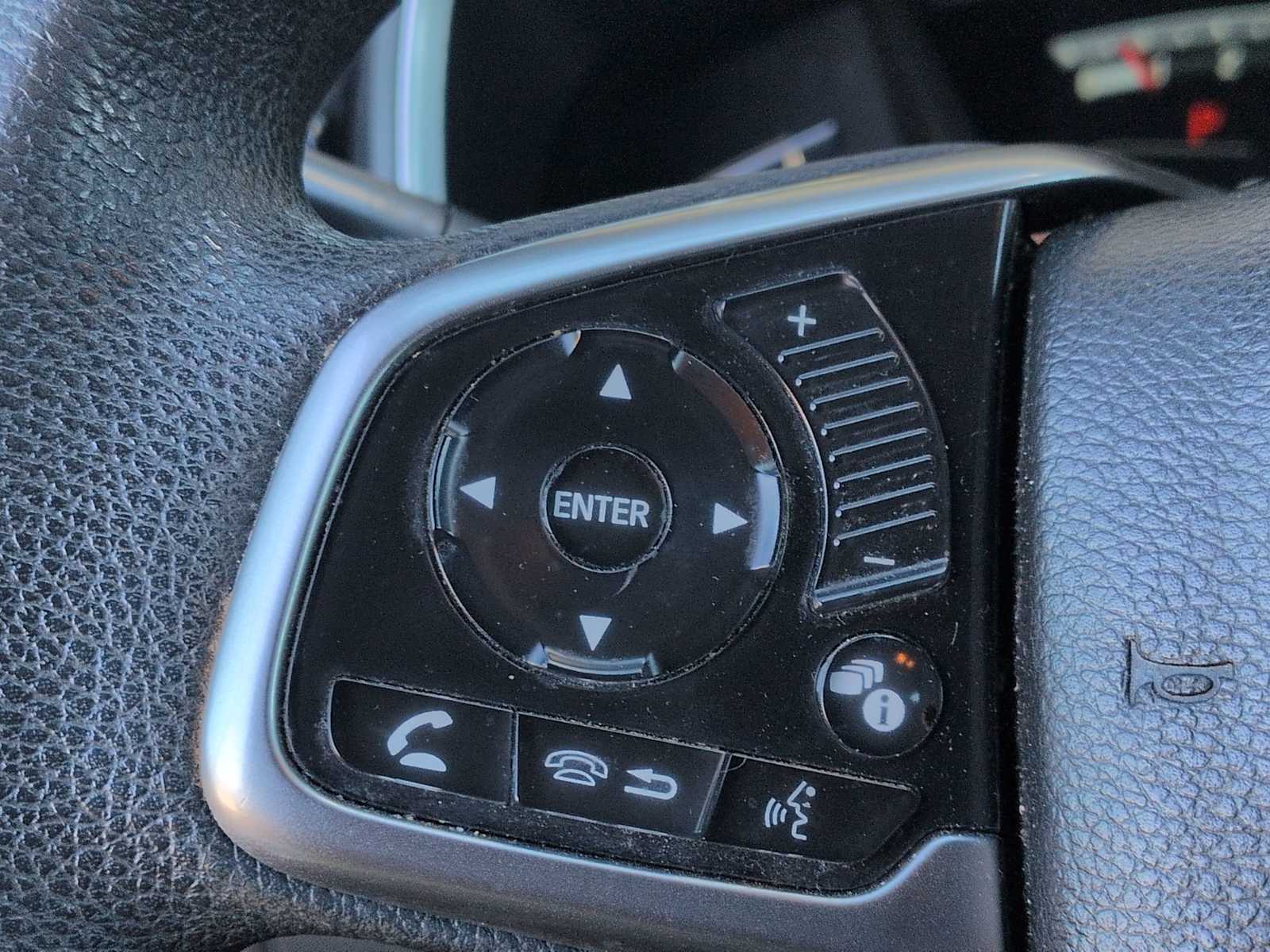 Thumbnail: 2017 Honda CR-V - 24