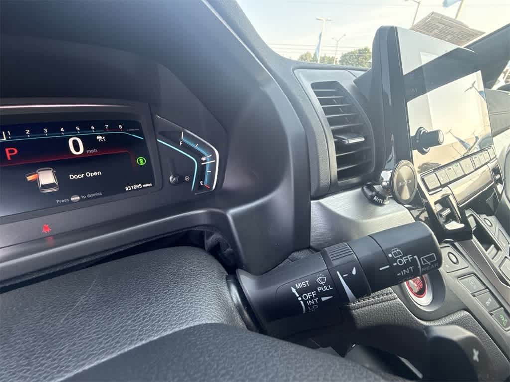 Thumbnail: 2023 Honda Odyssey - 25