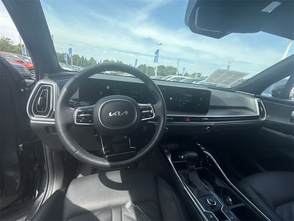 Thumbnail: 2025 Kia Sorento - 14