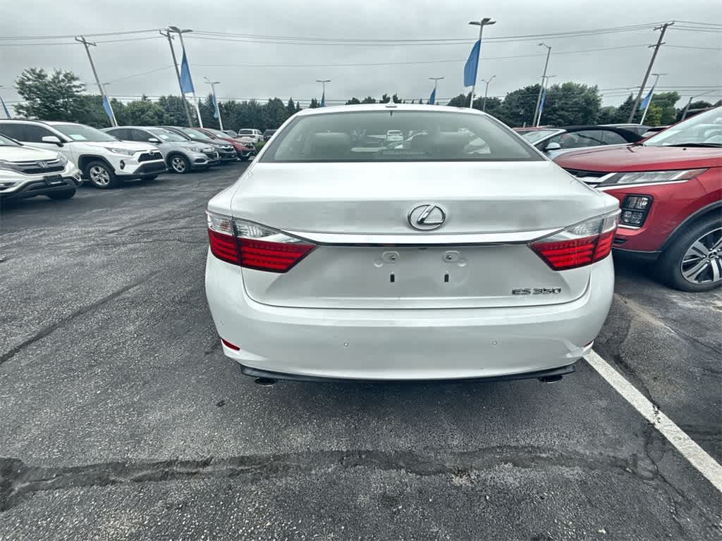 Thumbnail: 2013 Lexus ES - 5