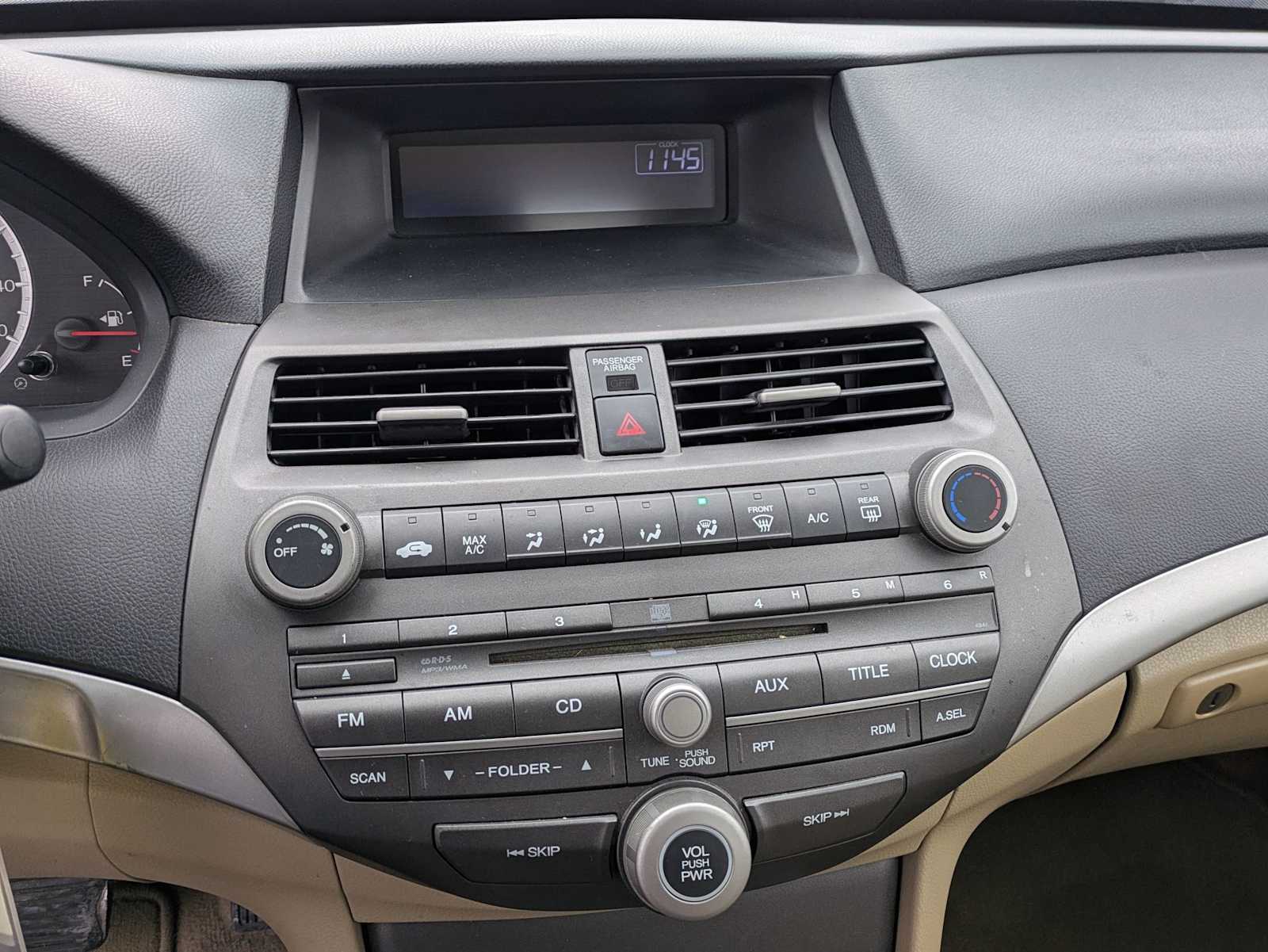 Thumbnail: 2011 Honda Accord - 26