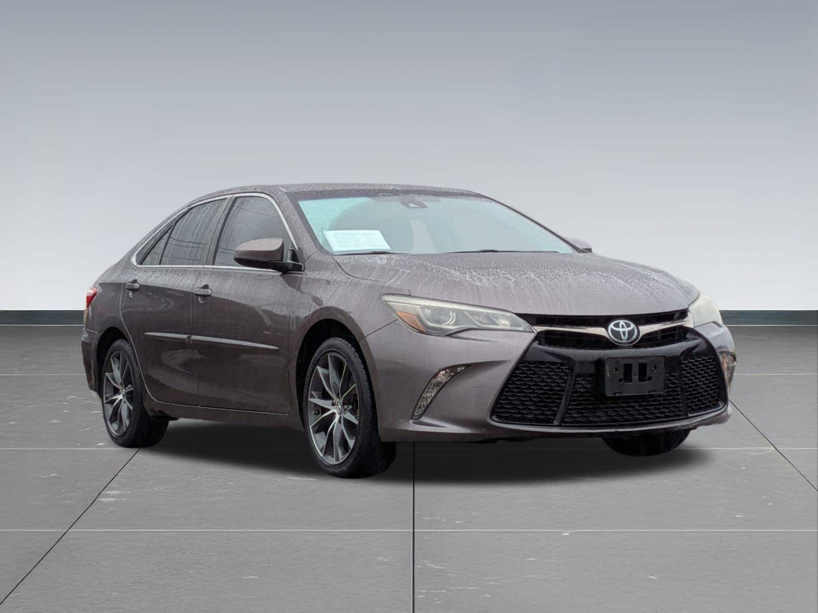 Thumbnail: 2015 Toyota Camry - 8