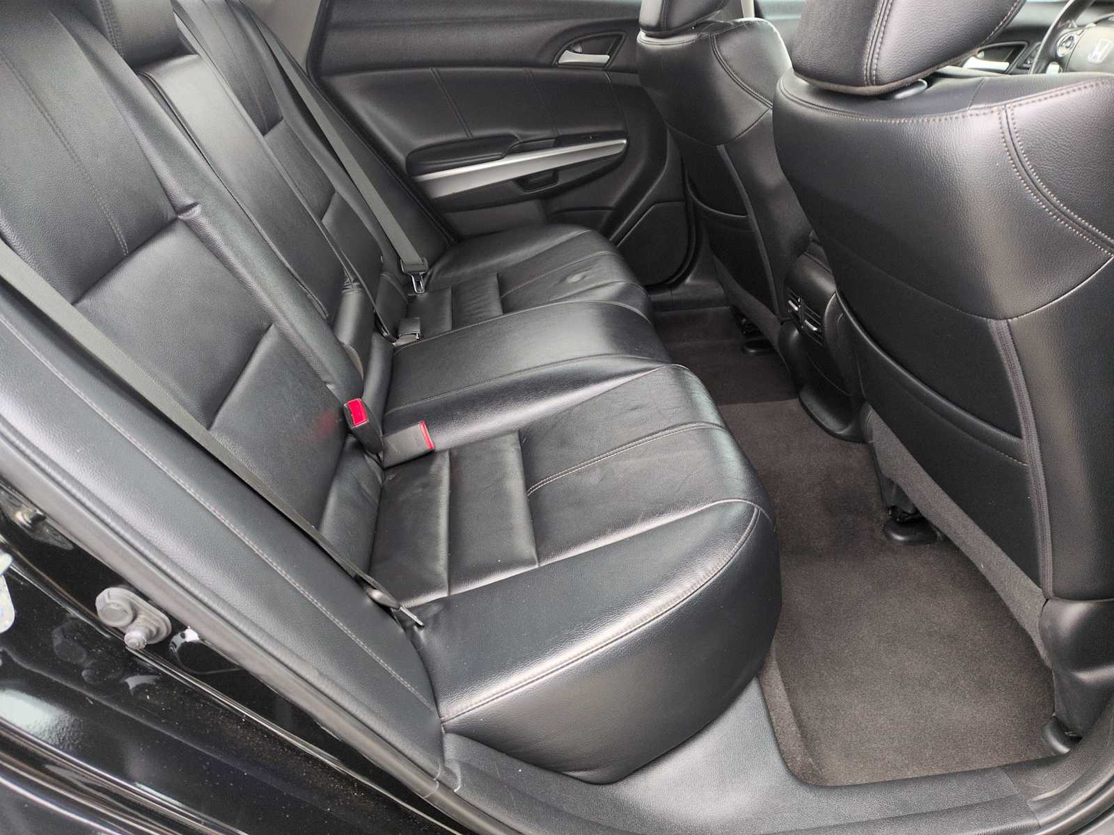 Thumbnail: 2013 Honda Crosstour - 21