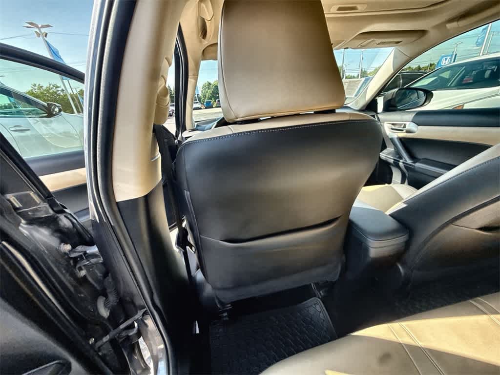 Thumbnail: 2015 Lexus CT - 15