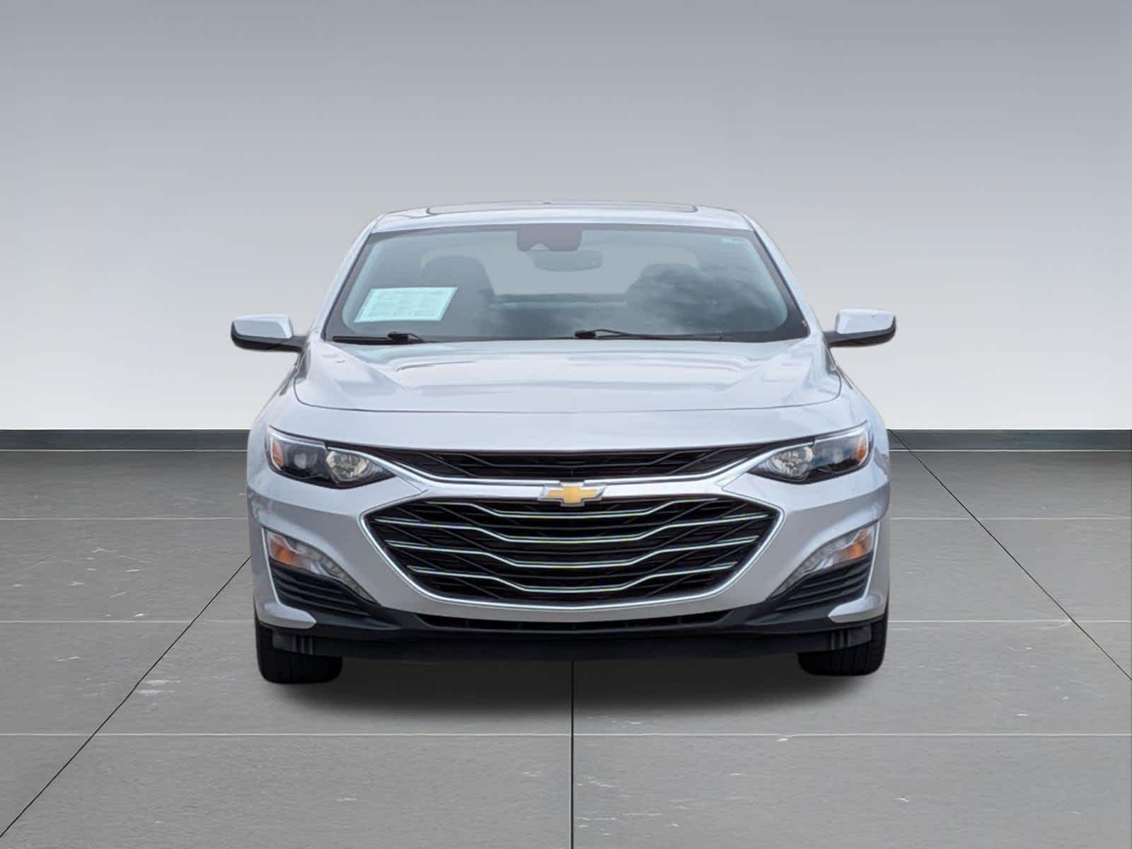 Thumbnail: 2020 Chevrolet Malibu - 8