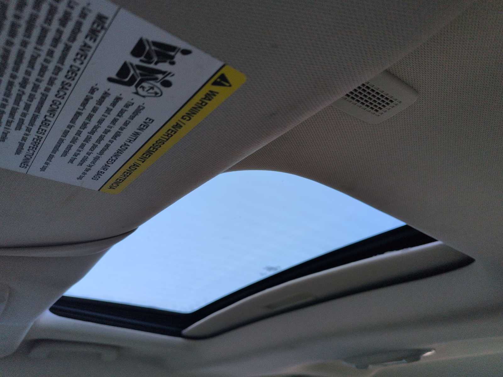 Thumbnail: 2014 Ford Taurus - 19