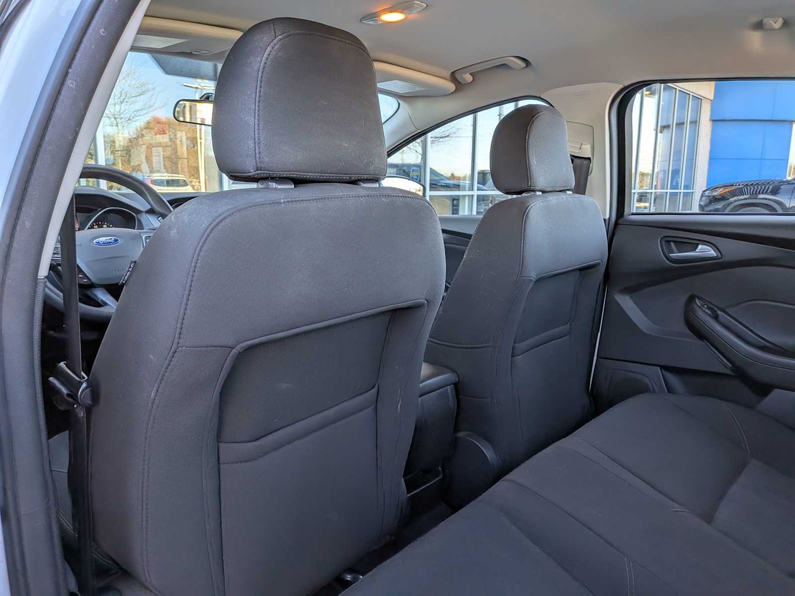 Thumbnail: 2016 Ford Focus - 16