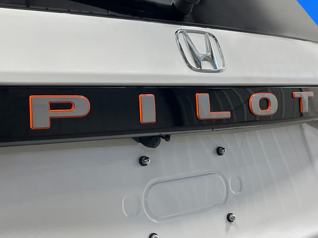 Thumbnail: 2026 Honda Pilot - 7