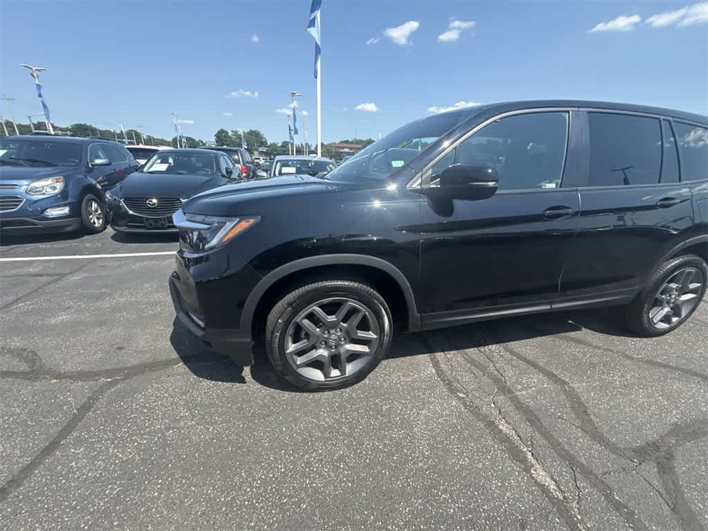 Thumbnail: 2022 Honda Passport - 3