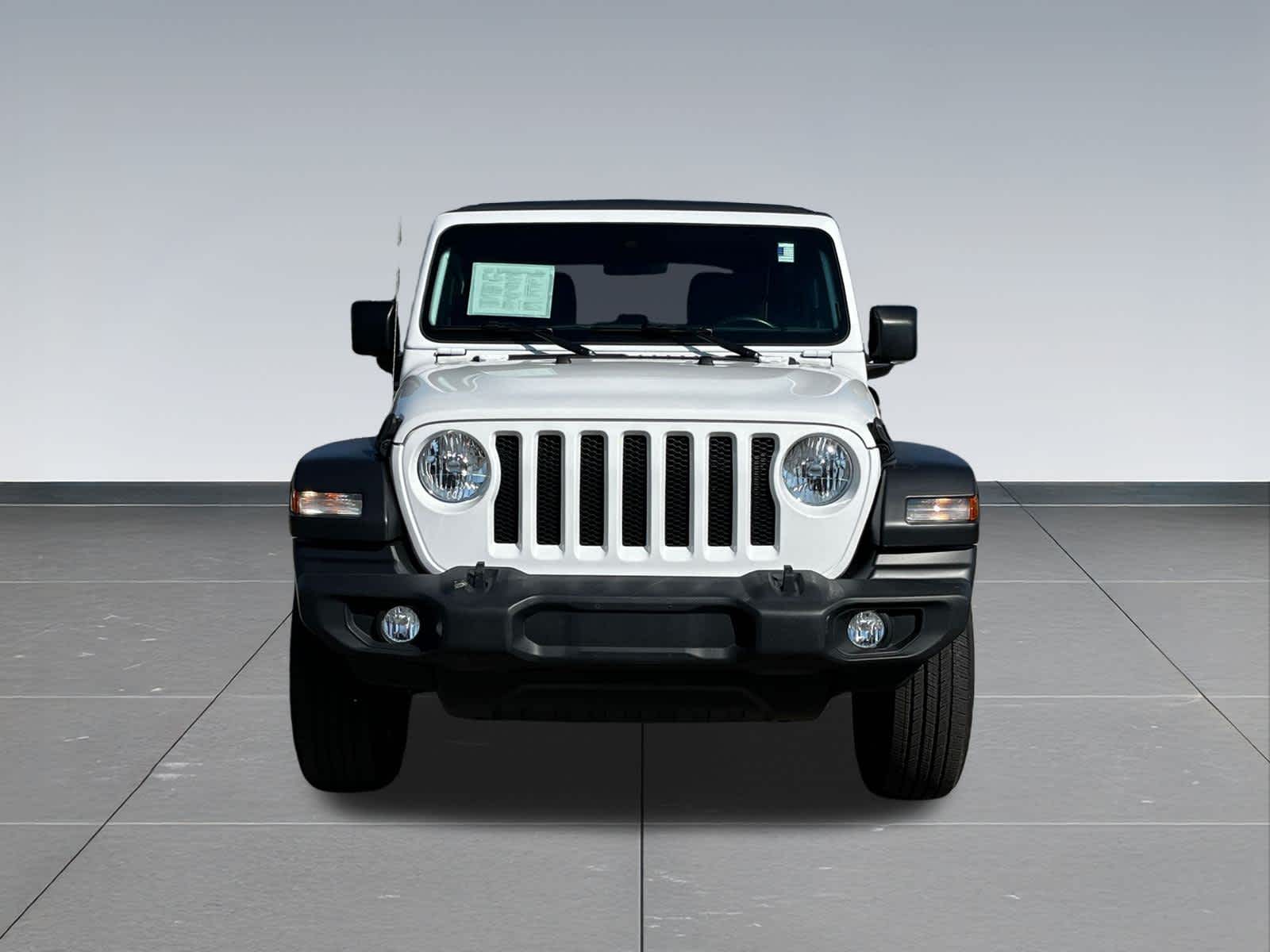 Thumbnail: 2021 Jeep Wrangler - 9