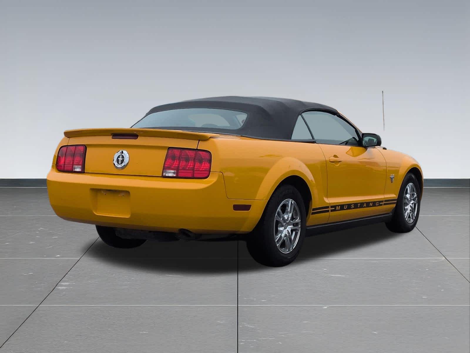 Thumbnail: 2009 Ford Mustang - 6