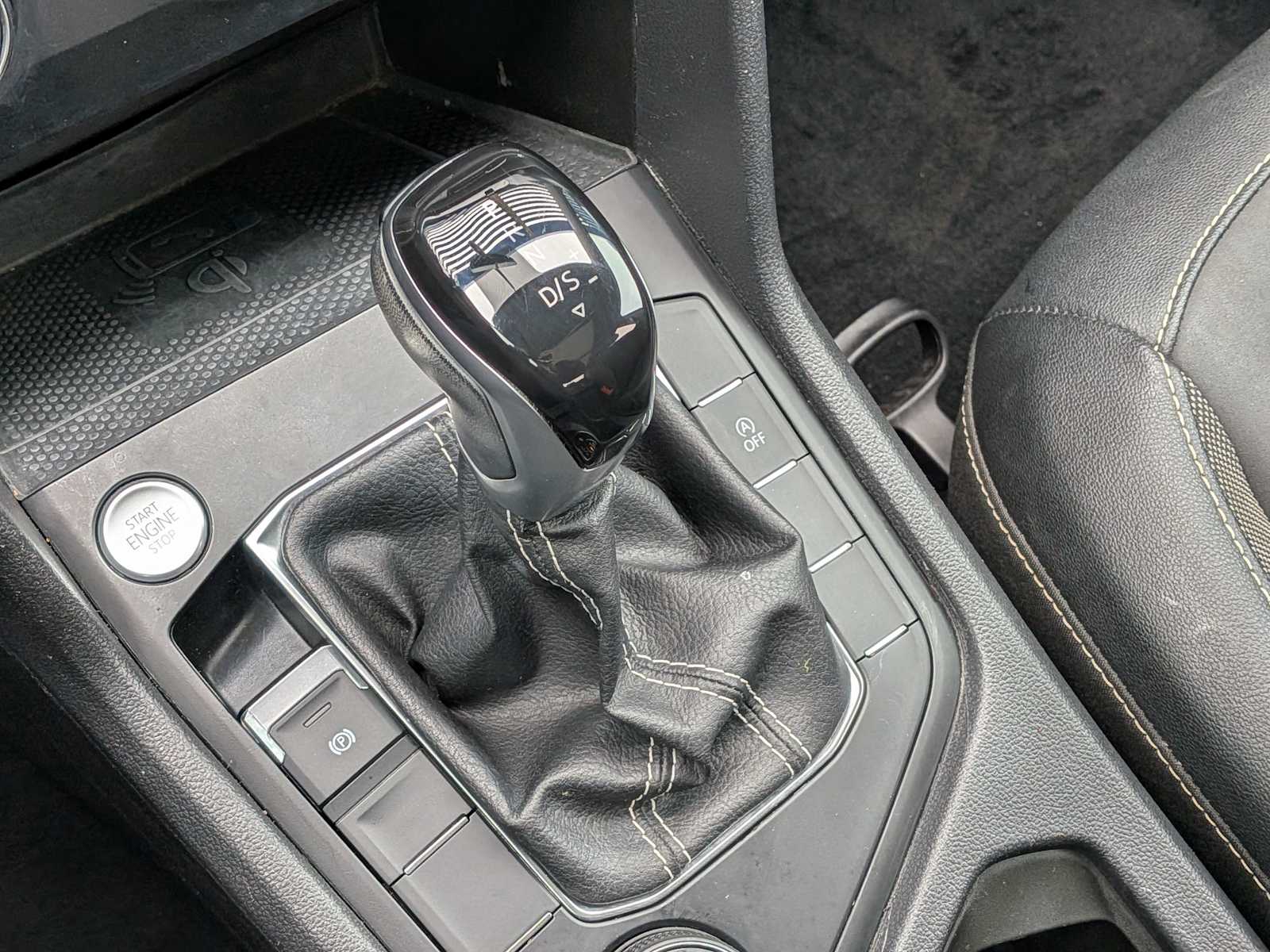 Thumbnail: 2022 Volkswagen Taos - 30