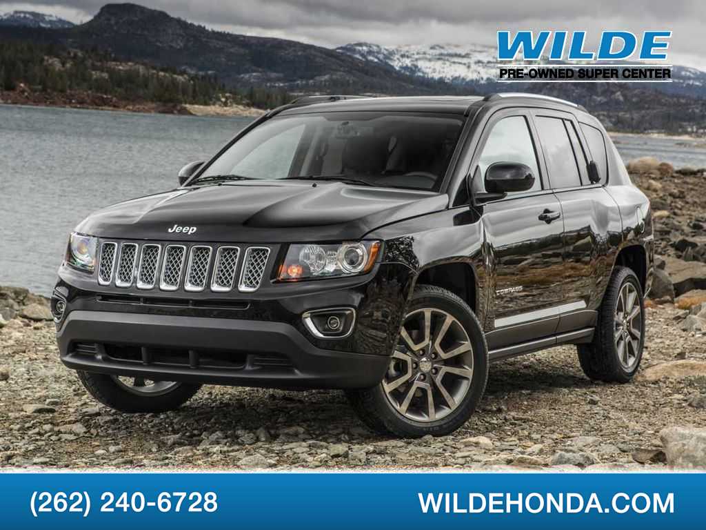 2017 Jeep Compass Latitude -
                  Waukesha, WI