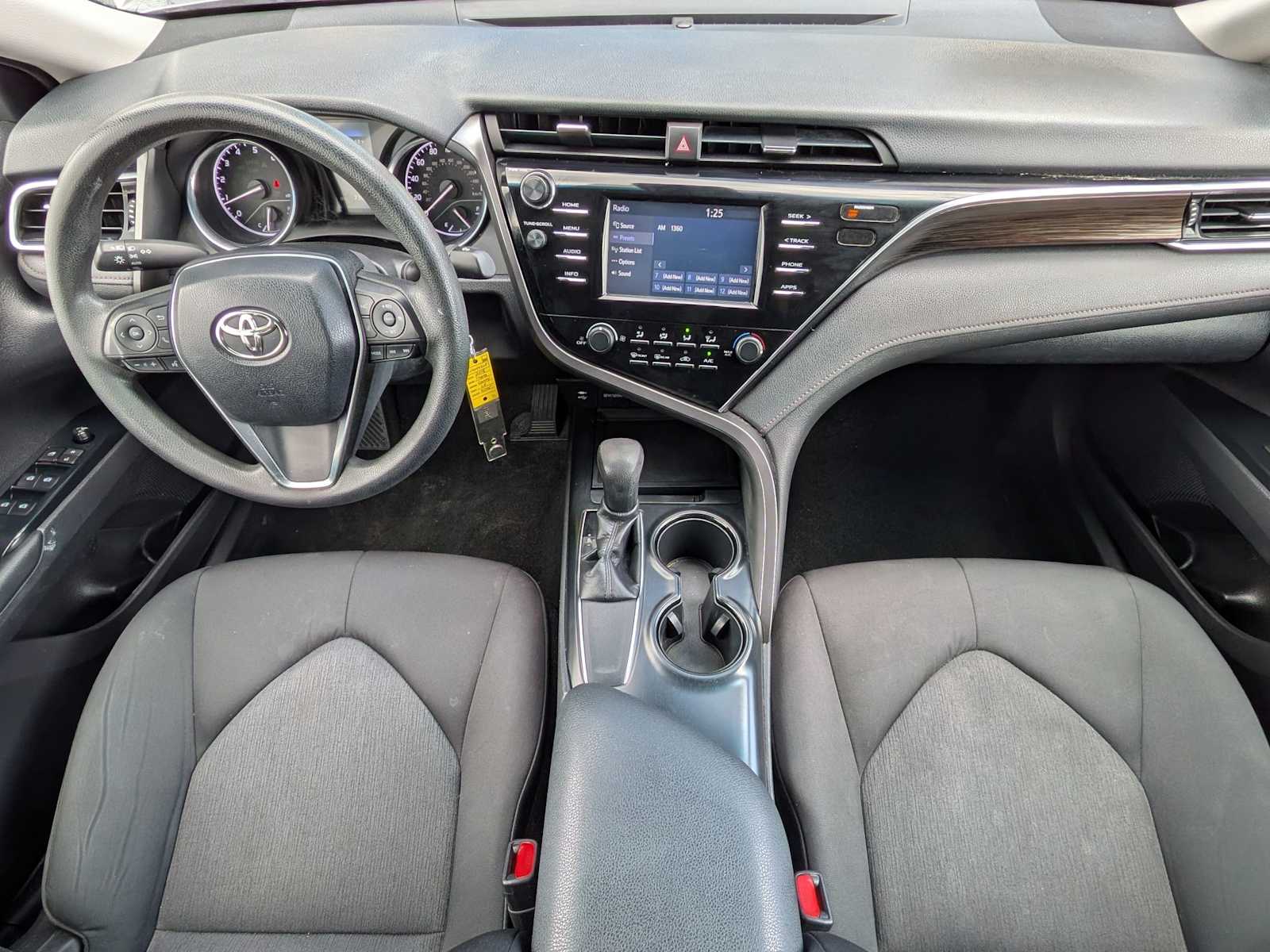 Thumbnail: 2018 Toyota Camry - 17