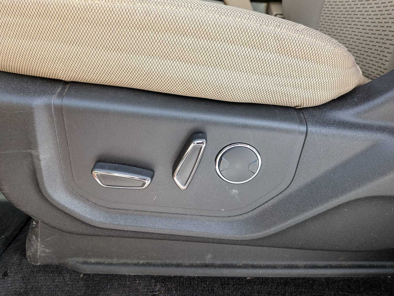 Thumbnail: 2016 Ford F-150 - 16