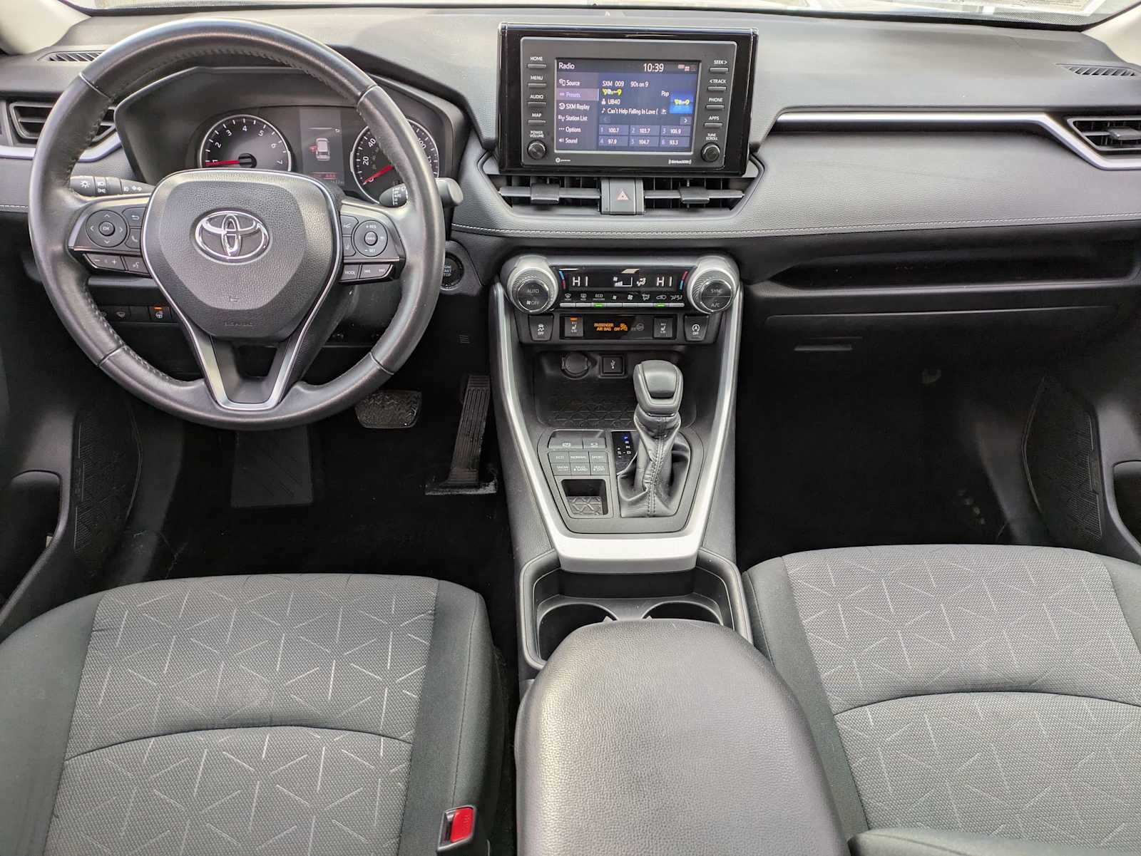 Thumbnail: 2020 Toyota RAV4 - 14