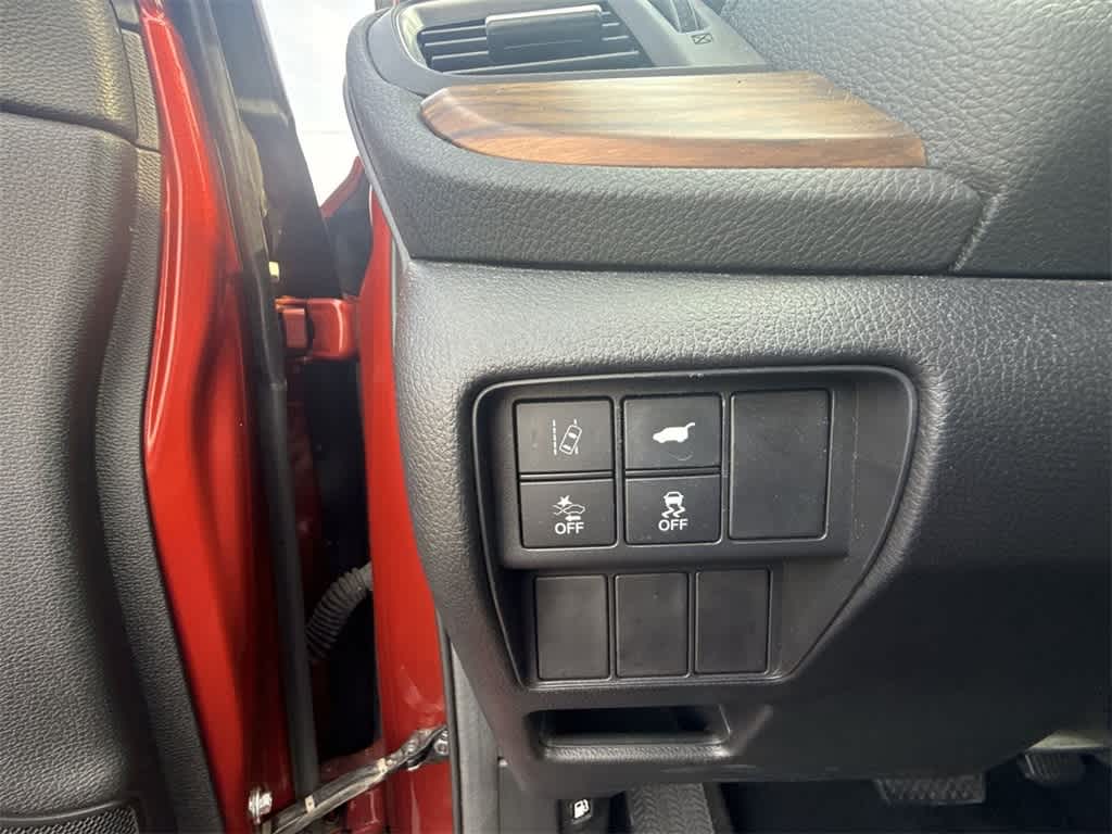 Thumbnail: 2017 Honda CR-V - 16