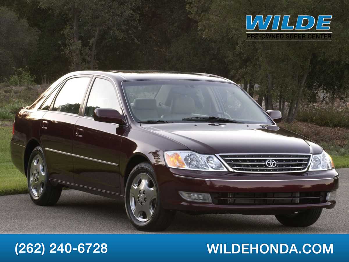 2003 Toyota Avalon XLS -
                  Waukesha, WI