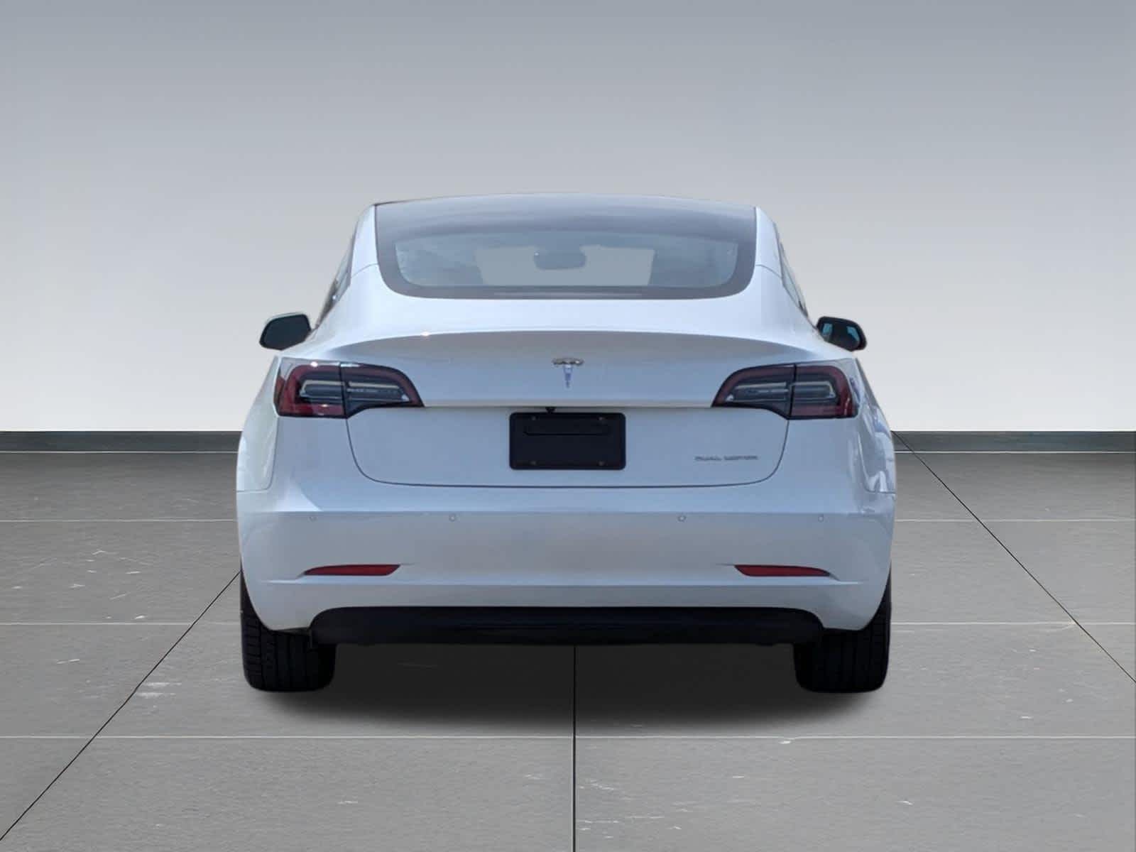 Thumbnail: 2022 Tesla Model 3 - 4