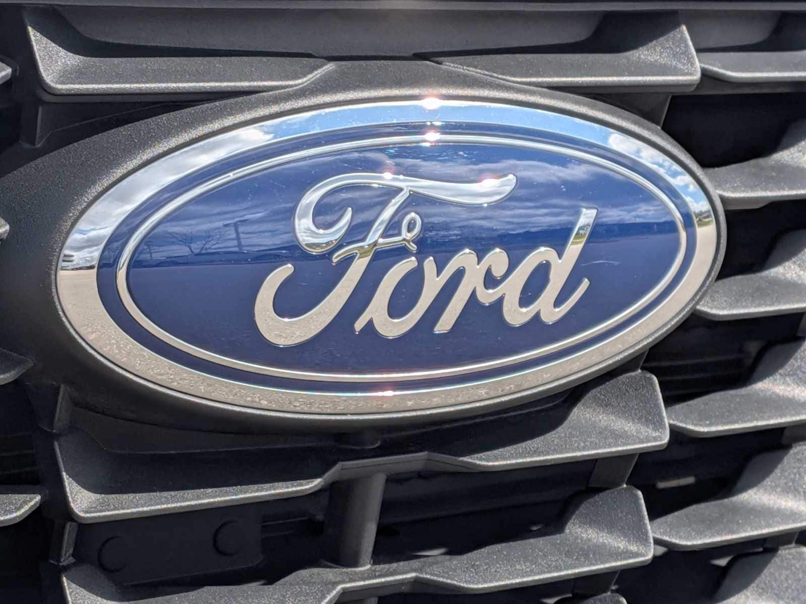 Thumbnail: 2023 Ford Escape - 12