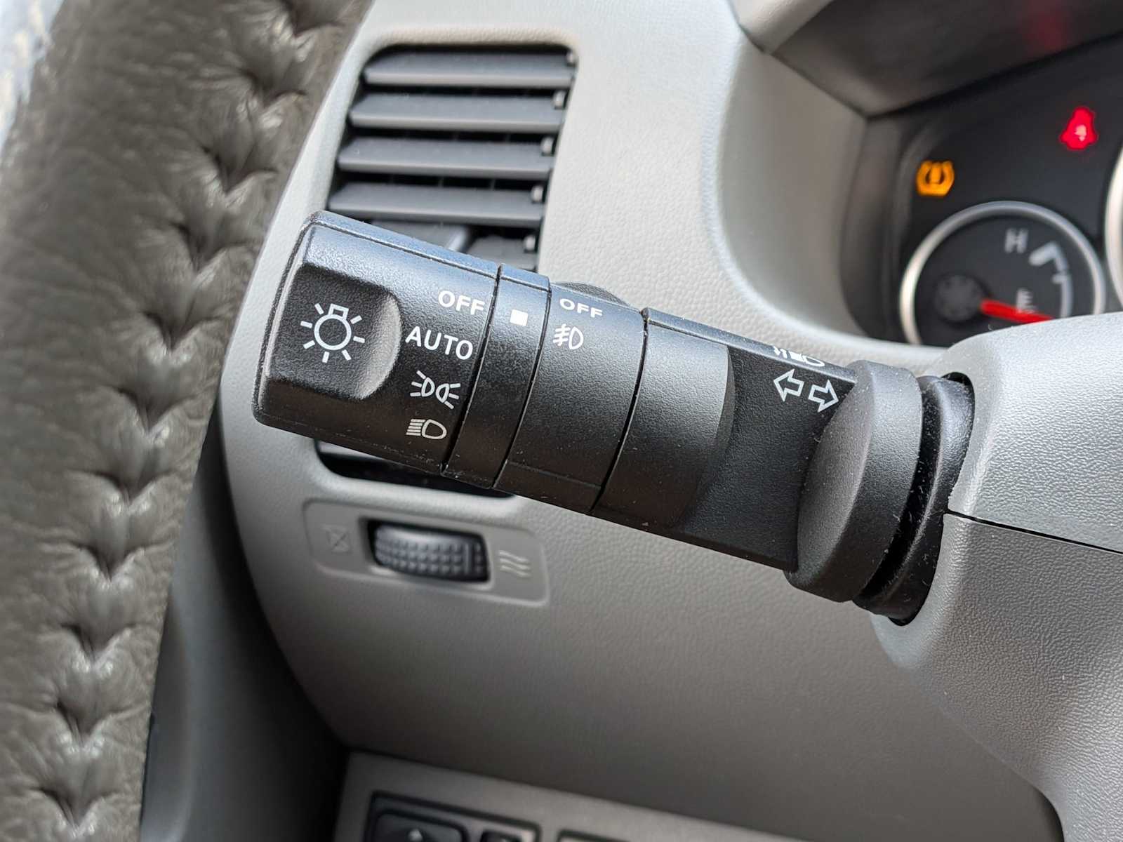 Thumbnail: 2012 Nissan Frontier - 25