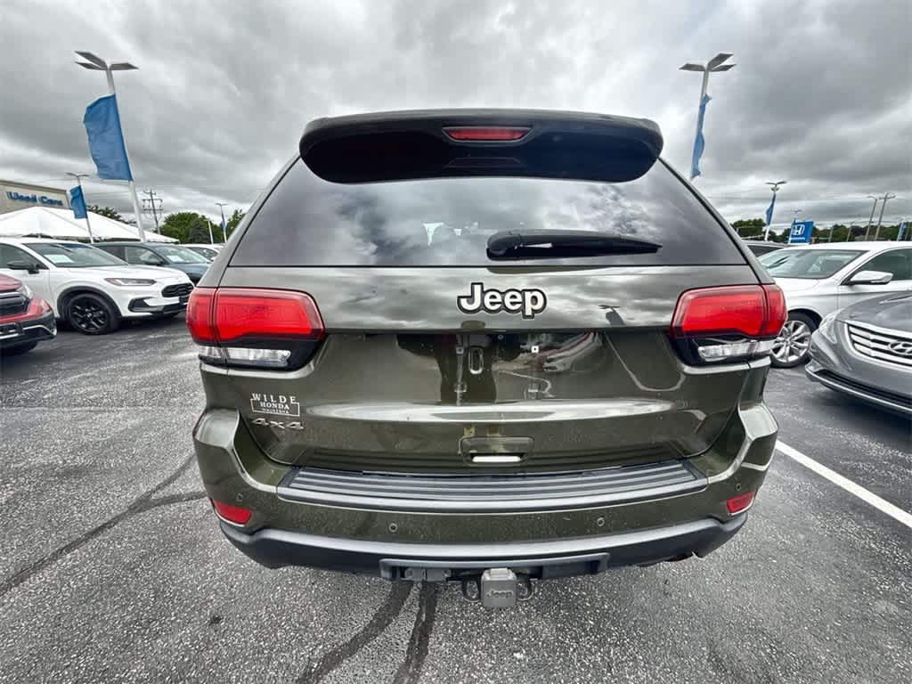 Thumbnail: 2016 Jeep Grand Cherokee - 11
