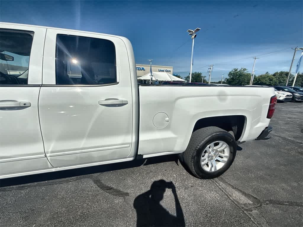 Thumbnail: 2019 Chevrolet Silverado 1500 - 4