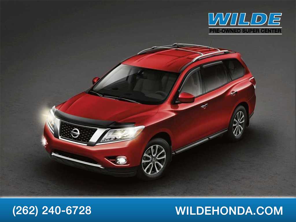 2014 Nissan Pathfinder SV -
                  Waukesha, WI