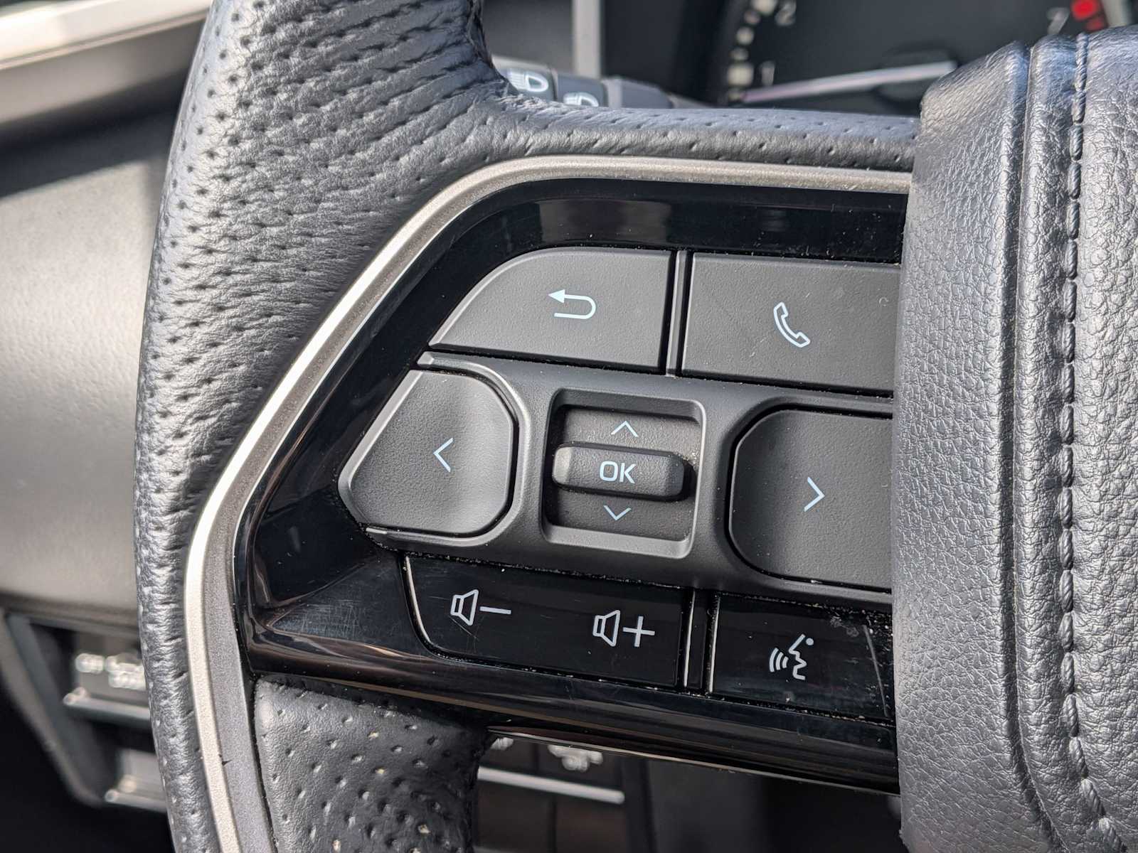 2023 Toyota Tundra Limited - Photo 23