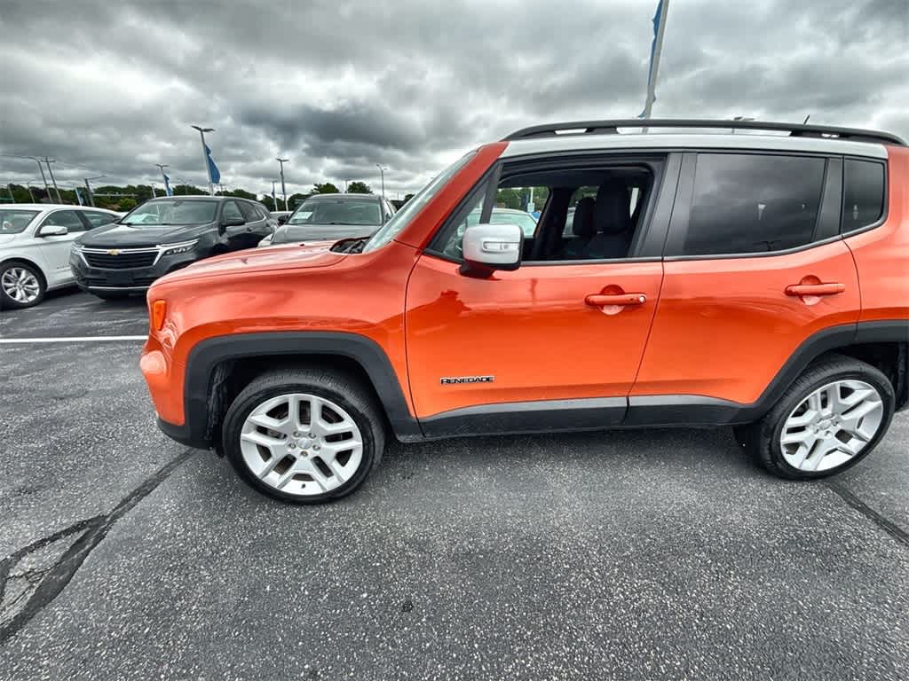 Thumbnail: 2021 Jeep Renegade - 3