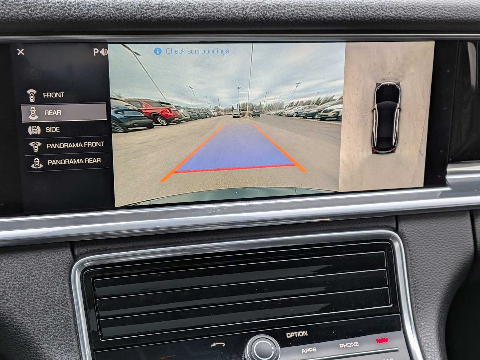 Thumbnail: 2017 Porsche Panamera - 30