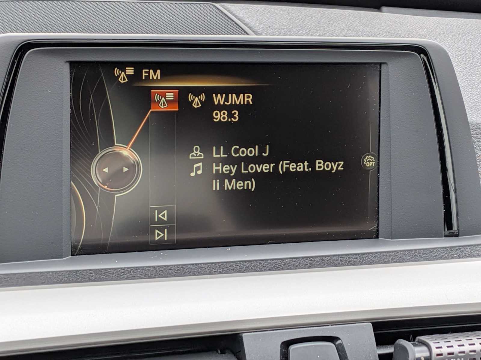 Thumbnail: 2015 BMW 3 Series - 27